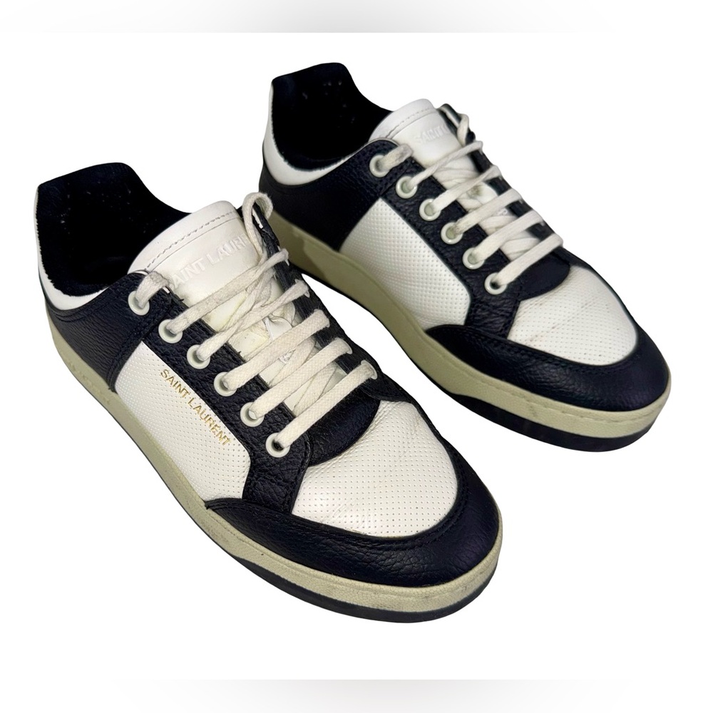 SAINT LAURENT SL/61 PERFORATED LOW-TOP SNEAKERS IN WHITE AND BLACK LEATHER